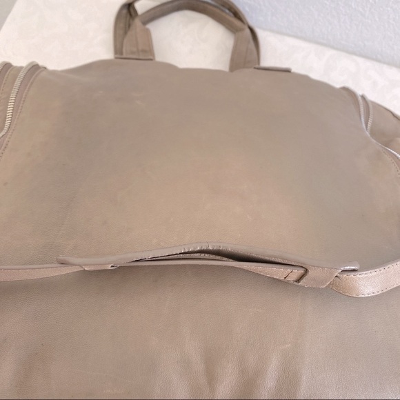 ALEXANDER WANG Lambskin Trudy zip around Tote gray - Picture 14 of 16